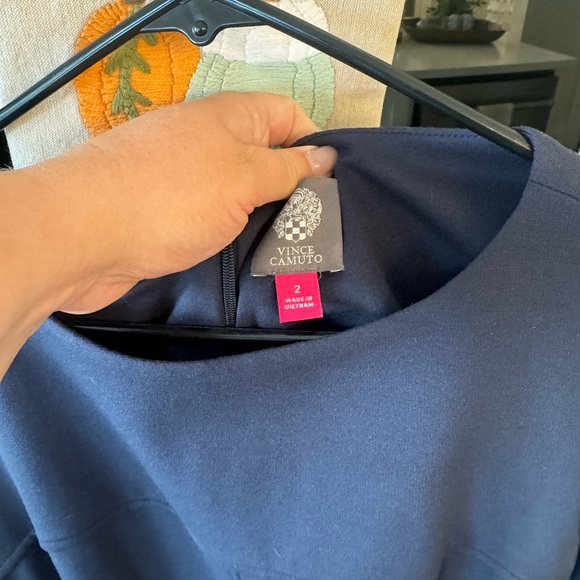 Vince Camuto size 2 dress - Picture 3 of 4